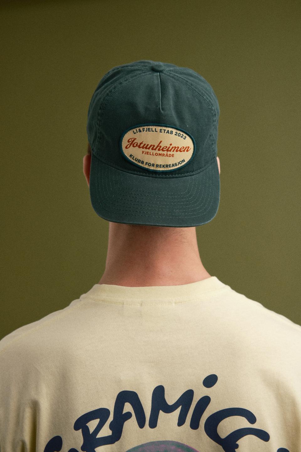 Li&Fjell Caps
