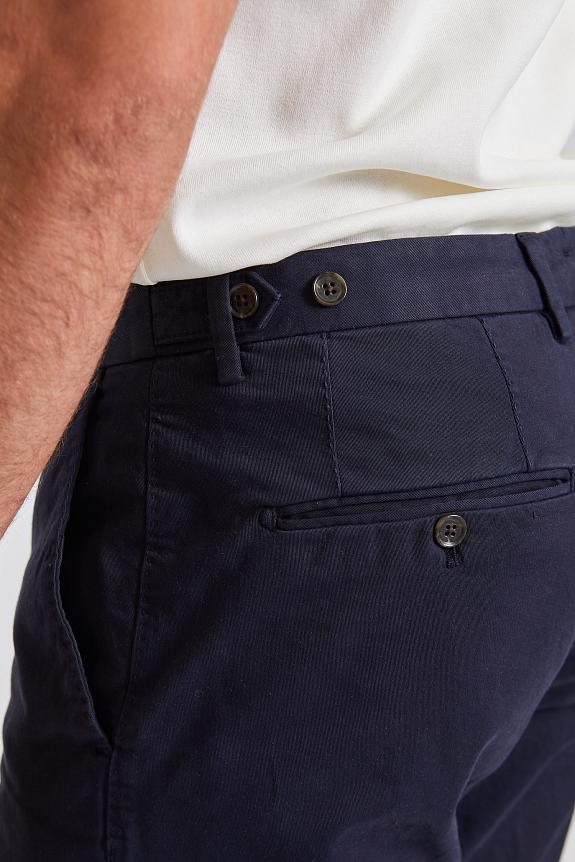 Oscar Jacobson Danwick Trousers Navy-3