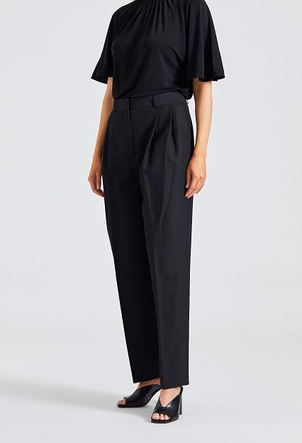 Toteme Double-Pleated Tailored Trousers Black