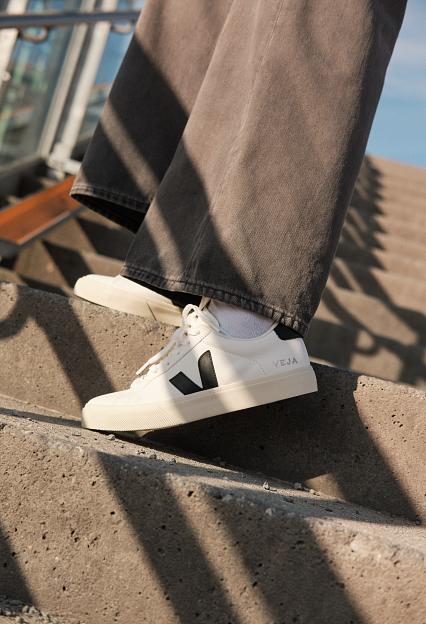 Veja Campo Chromefree Leather Extra White Black
