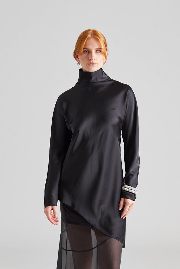 Viktoria Chan Kalisa Asymmetric Blouse Black